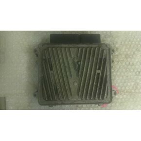 Engine ECM Control 07 Compatible with Mercedes C-Class A 272 153 17 91 A2721531791 A2721531791 in Kuwait