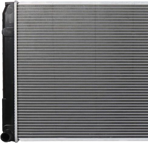 Radiator Fit for Toyota Sienna 3.3L 2005-2006 OEM 2925 in Kuwait