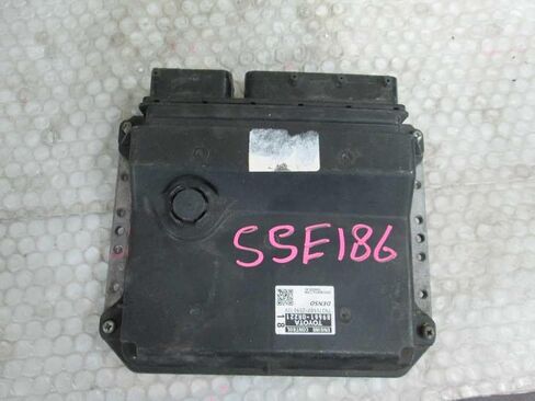 وحدة التحكم في المحرك ECM 4WD تناسب 2011 11 متوافقة مع Toyota RAV4 89661-0R221 896610R221 in Saudi Arabia
