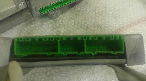وحدة التحكم الإلكترونية للمحرك ECM تناسب 94-95 متوافقة مع Mitsubishi Stealth MD192593 in Saudi Arabia