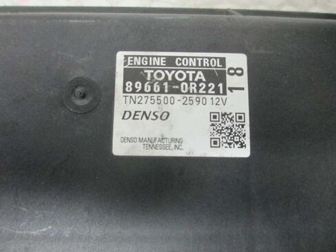 وحدة التحكم في المحرك ECM 4WD تناسب 2011 11 متوافقة مع Toyota RAV4 89661-0R220 896610R220 in Saudi Arabia