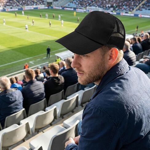 12 قطعة من قبعات سائقي الشاحنات الشبكية باللون الأسود in Kuwait