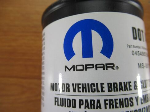 Mopar Chrysler Dodge Jeep Ram Dot 4 Brake Fluid Clutch Fluid 12 OZ OEM in Saudi Arabia