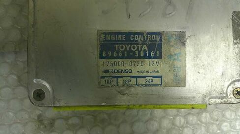 وحدة التحكم ECM للمحرك تناسب 86-88 متوافقة مع Toyota Cressida 89661-30161 8966130161 in Saudi Arabia