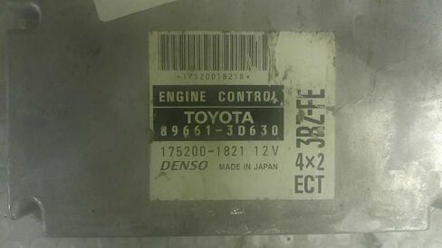 وحدة التحكم في المحرك ECM تناسب 1999 99 متوافقة مع Toyota 4 Runner 89661-3D630 896613D630 in Saudi Arabia