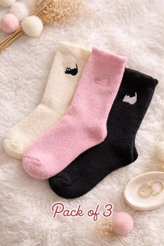 جوارب Fuzzy Cat للنساء - جوارب قطيفة ناعمة، جوارب دافئة منفوشة مع قطة مطرزة لطيفة، مقاس واحد 6-10.5، عبوة من 3 قطع (أبيض، وردي، أسود) in Saudi Arabia