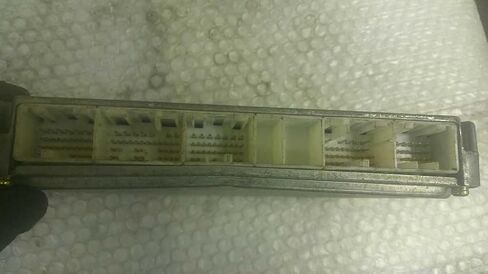وحدة التحكم ECM للمحرك تناسب 03-04 متوافقة مع Toyota Camry 89661-06A00 8966106A00 in Saudi Arabia