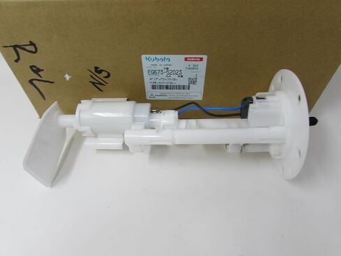 R&L Supply جزء تجميع مضخة الوقود الكهربائية الأصلية لمحرك كوبوتا # EG673-52023 in Kuwait