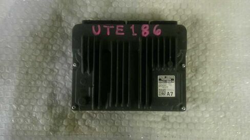 وحدة التحكم ECM للمحرك تناسب 20-21 متوافقة مع Toyota RAV4 89661-0RA70 896610RA70 in Saudi Arabia