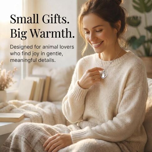 هدايا قلادة البطريق للنساء - قلادة قلادة على شكل قلب البطريق اللطيف، هدية مجوهرات لمحبي الحيوانات لأعياد الميلاد والكريسماس والصداقة ولمجرد سبب in Kuwait