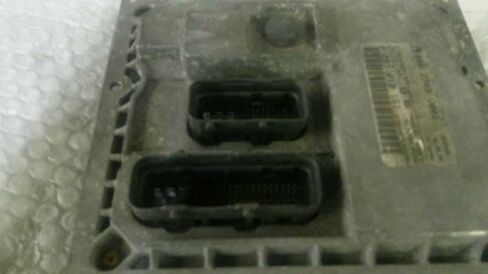 وحدة التحكم في المحرك ECM Smart FORTWO 000 2749 V001 0002749V001 in Saudi Arabia