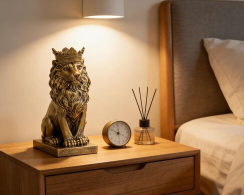 Lion Statue Decor 7 inch Resin, Antique Gold Decor Accent Crown Lion Statue Man Home Office Desk Table Shelf Decoration, Men Father Leo Lion Gift in Kuwait