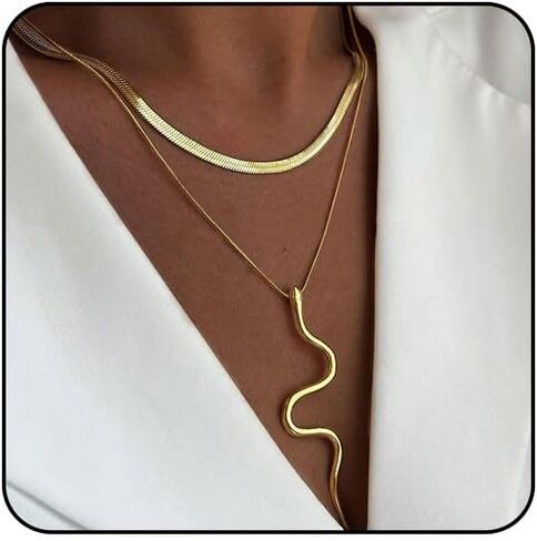 Snake Necklace for Women Snake Jewelry Gothic Serpent Halloween Necklace Punk Goth Snakes Accessories Grunge Halloween Jewelry in Saudi Arabia