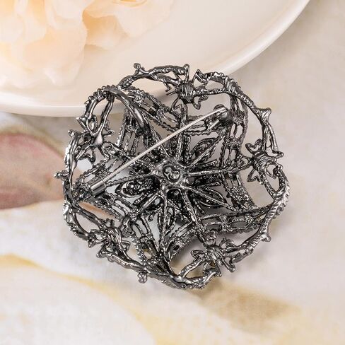 Vintage Style Wedding Party Art Deco Crystal Rhinestone Brooch Pin for Women Grandma Jewelry in Saudi Arabia