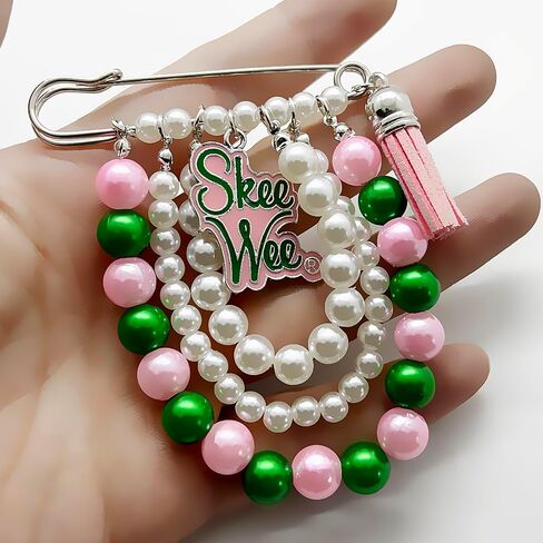 ALPHA Sorority Imitation Pearl Tassel Brooch With SKEEWEE Enamel Letter Charms Pink Green Beads Chain DIY Pin For Sorority Women in Kuwait