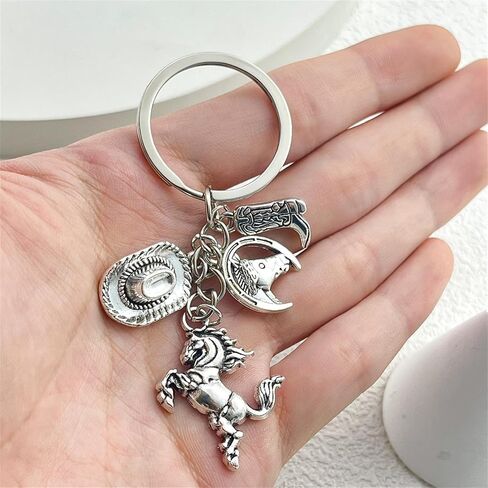 كاوبوي مفتاح سلسلة القبعات التمهيد اليدوية الحصان بندقية حلقة رئيسية حقيبة قلادة للنساء الرجال راعية البقر البلد الغربي الموسيقى الملحقات in Saudi Arabia