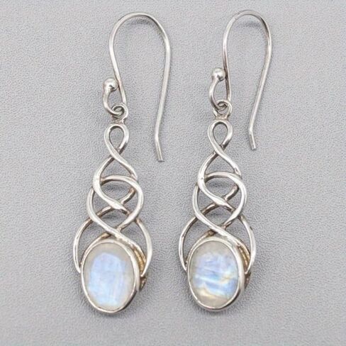 خمر Moonstone أقراط فضية المرأة البوهيمي نمط الحد الأدنى الأقراط in Saudi Arabia