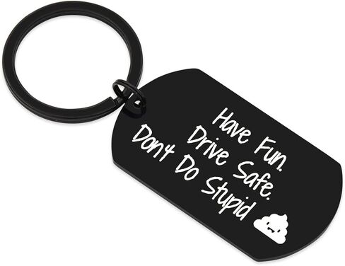 هدايا للمراهقات للابن والابنة هدية عيد ميلاد من الأم للمراهقين والأولاد والبنات استمتعوا بالأمان ولا تفعلوا سلسلة مفاتيح غبية (مستطيلة سوداء)، 1.97 بوصة × 1.10 بوصة in Kuwait