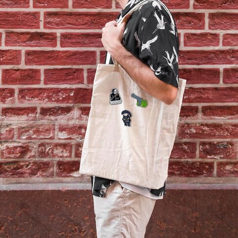 قطة سوداء مع دبوس شفرة، دبوس طية صدر السترة لطيف على شكل قطة، شارة دبوس على شكل حيوان كرتوني لحقيبة الملابس وقبعة الظهر in Kuwait