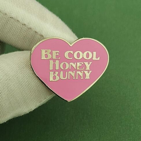 Be Cool العسل الأرنب على شكل قلب المينا التلبيب دبوس شارة معدنية بروش لحقائب الظهر in Saudi Arabia