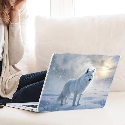 متوافق مع جهاز MacBook Air مقاس 15.3 بوصة، حافظة صلبة مع غطاء لوحة مفاتيح وواقي شاشة (A2941، M2 Chip / A3114، M3 Chip / A3241، M4 Chip، إصدار 2023-2025) - Wolf MC22101 in Kuwait