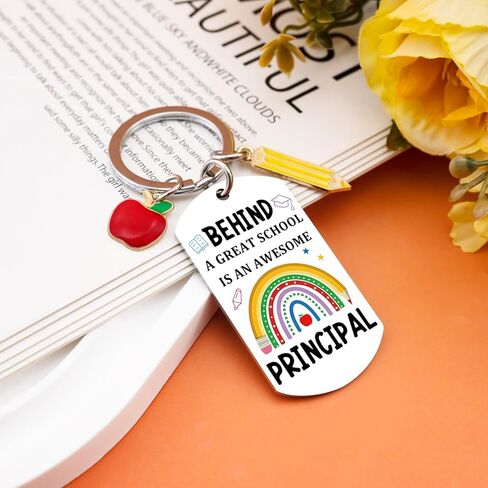 هدايا تقدير مدير المدرسة، هدايا مدير مساعد للنساء والرجال، أفكار هدايا يوم مديري المدارس، هدية عيد الميلاد لمديري المدارس خلف مدرسة عظيمة، هي سلسلة مفاتيح رائعة لمدير المدرسة in Kuwait