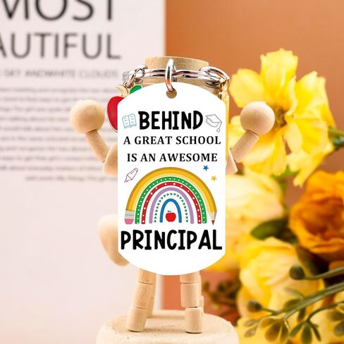 هدايا تقدير مدير المدرسة، هدايا مدير مساعد للنساء والرجال، أفكار هدايا يوم مديري المدارس، هدية عيد الميلاد لمديري المدارس خلف مدرسة عظيمة، هي سلسلة مفاتيح رائعة لمدير المدرسة in Kuwait