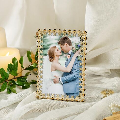 إطار صورة النحلة الذهبية للصور مقاس 4×6 - إطار صورة نحلة مزخرفة أنيقة - هدية مدروسة لذكرى زواجها أو ديكور المنزل المستوحى من الطبيعة in Kuwait