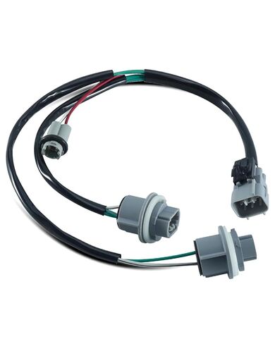 Tail Light Wiring Harness Fit for Toyota Tundra 2000 2001 2002 2003 2004 Replace 81555-0C010, Right Side in Saudi Arabia