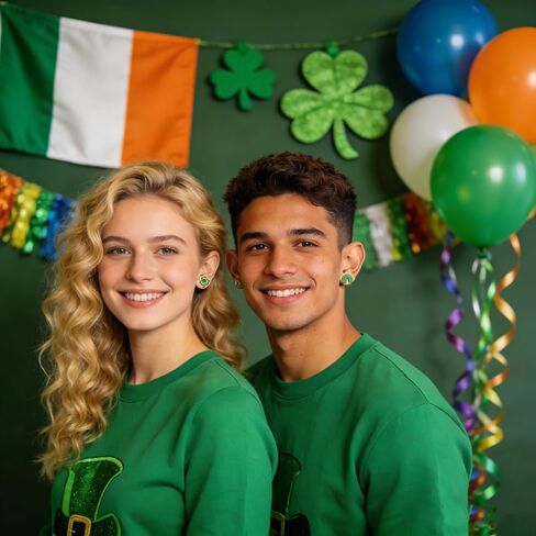 أقراط عيد القديس باتريك الأيرلندية اللامعة باللون الأخضر شامروك البرسيم أقراط للنساء من الأكريليك الخشبي لعيد القديس باتريك إكسسوارات أقراط الحظ الجيد 6 قطع in Kuwait