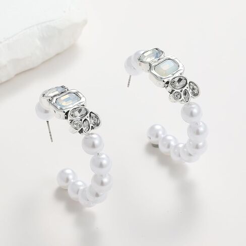 أقراط دائرية من اللؤلؤ، حلقات لؤلؤية كبيرة مع لمسة كريستالية، مجوهرات كلاسيكية فضية اللون للنساء in Kuwait