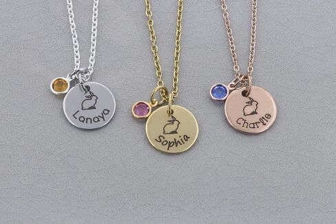 قلادة DistinctlyIvy Bunny - اسم شخصي، لون كريستالي - قرص 12 مم محفور بالليزر - مجوهرات هدايا سلة عيد الفصح على شكل أرنب للحيوانات الأليفة - DGR in Kuwait