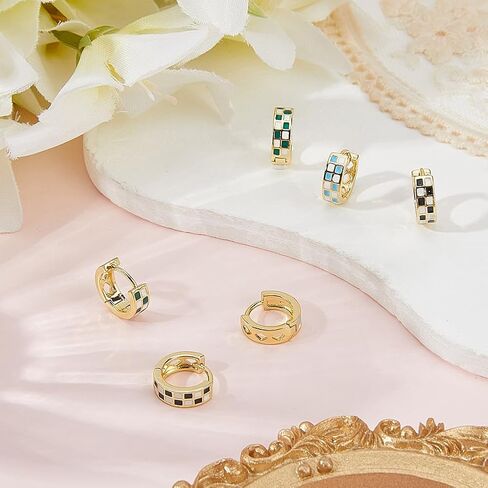 Beebeecraft 3 Pairs 3 Colors Checkered Hoop Earrings Small Multicolor White Black Green Blue 18K Gold Plated Brass Enamel Chessboard Round Circle Huggie Earrings for Women Jewelry Gift in Saudi Arabia
