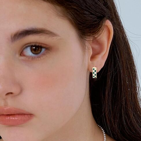Beebeecraft 3 Pairs 3 Colors Checkered Hoop Earrings Small Multicolor White Black Green Blue 18K Gold Plated Brass Enamel Chessboard Round Circle Huggie Earrings for Women Jewelry Gift in Saudi Arabia
