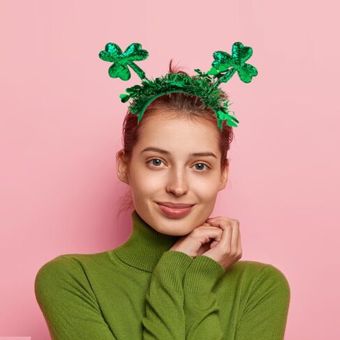 St.Patrick's Day Shamrock Headbands for Women - 1 Pack Green Glitter Hairbands for St.Patrick's Day Costume Party Hair Decoration Irish Lucky Shamrock Design Hair Hoops Heat Bopper Festival Headpiece in Saudi Arabia