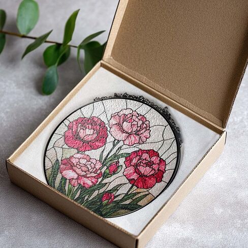 Personalized Daisy Stained Glass Suncatcher, Round Window Hanging, Custom Name Birth Month Flower Gift, for Mom in Kuwait