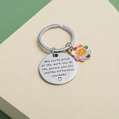 Sunflower Keychain - A Fun Teacher Gift & Unique Birthday Present for Female Educators, Suitable for Gifting to Friends and Teachers in Saudi Arabia