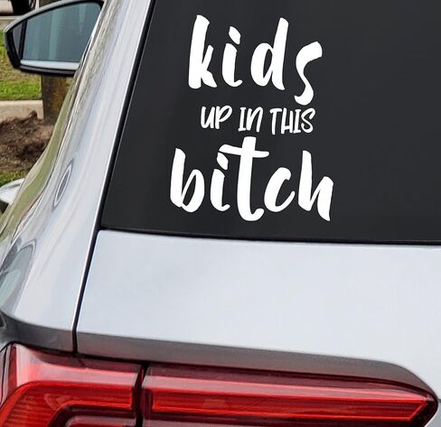 توزيعات MAZ - ملصق Kids Up in This Bitch - ملصق فينيل طويل الأمد للنافذة - ملصق مقاوم للماء قابل للإزالة لمصد الشاحنة - قابل للاستخدام في الداخل والخارج - سهل الاستخدام للسيارة والشاحنة وسيارات الدفع الرباعي - MAZ-348 in Saudi Arabia