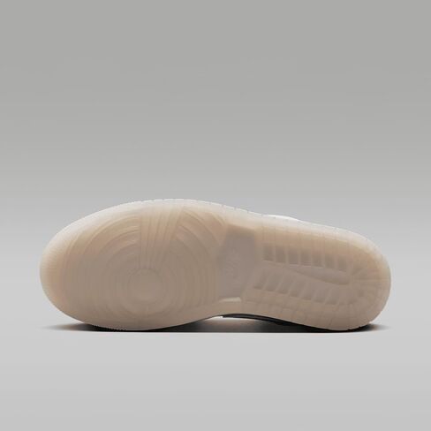 حذاء Air Jordan 1 Low SE LNY للنساء (HF4080-001، فانتوم/أبيض/أسود/رمادي لكرة القدم) مقاس 9 in Saudi Arabia