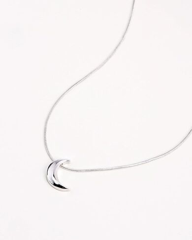 قلادة القمر الفضية اللذيذة للنساء - قلادة على شكل هلال صغير على شكل قمر مجوهرات فضية سماوية بسيطة in Kuwait