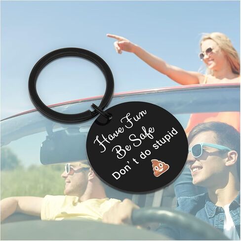 هدايا للمراهقات للابن والابنة هدية عيد ميلاد من الأم للمراهقين والأولاد والبنات استمتعوا بالأمان ولا تفعلوا سلسلة مفاتيح غبية (أسود مستدير)، 1.97 بوصة × 1.10 بوصة in Kuwait