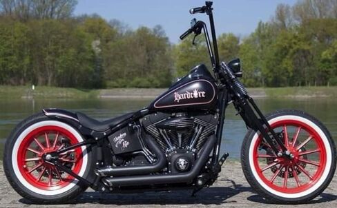 إطار دراجة نارية بورتاول أمامي 2x19 بوصة نحيف. مجموعة من 4 قطع من إطارات الجدار الأبيض العريضة الخلفية مقاس 2 × 16 بوصة. ملحقات إطارات الدراجات النارية (19 بوصة نحيفة 1-3/16 بوصة (30 مم) 16 بوصة واسعة 1-3/4 بوصة (44 مم) in Kuwait