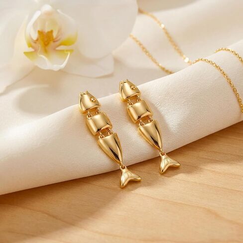 أقراط متدلية على شكل سمكة ذهبية أقراط شاطئ صيفية بسيطة للنساء مجوهرات المحيط الأنيقة العصرية للهدايا in Kuwait