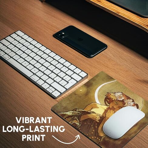 3dRose LLC 8 X 8 X 0.25 Inches Mouse Pad Mucha Luna (mp_171469_1) in Kuwait