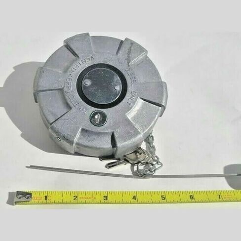 MP MASS PARTS غطاء الوقود للشاحنات الثقيلة والجرار من الألومنيوم 4 بوصة NPSM قفل بفتحات تهوية وسلسلة أنثى 8 خيوط لكل بوصة in Kuwait
