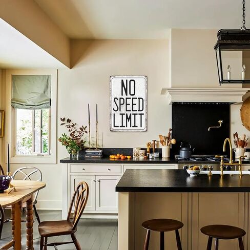 ديكور معدني لعيد الميلاد على شكل شاحنة الوحش، هدايا للأولاد، علامة القصدير الرجعية لا توجد علامة حد للسرعة للأولاد، غرفة الرجل، غرفة النوم، المرآب، غرفة النوم، ديكور فني جداري على الطراز العتيق، 8 × 12 بوصة (53518) in Kuwait