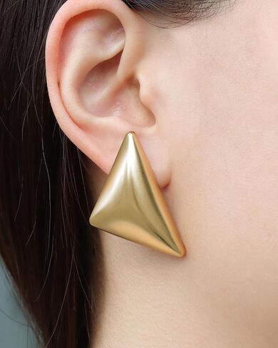 Chunky Gold Hoops Earrings for Women, 14K Gold-plated Thick Hoop Earrings Waterproof Hypoallergenic Lightweight Hollow Small Open Chunky Hoops Earring Non-Tarnish Jewelry Gifts in Saudi Arabia