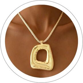Sora Tuki Boho Necklaces for Women Large Pendant Necklace Bohomia Country Jewelry Oval Circle Statement Necklace Chunky Heart Pandant Necklaces Cowboy Cowgirl Western Jewelry in Kuwait