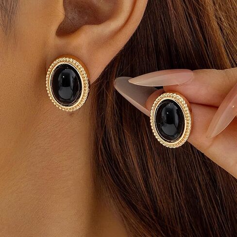 18K Gold Plated Black Oval Gemstone Jewelry Set for Women, Vintage French Style Choker Necklace and Stud Earrings, Retro Geometric Statement Jewelry for Weddings, Galas, and Formal Events in Saudi Arabia