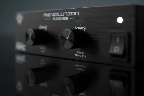 ساعة بلاك ليون أوديو ريفولوشن ميني in Kuwait